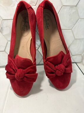 Clarks Collection Gracelin Jonas Red Suede Loafer Flats Sz 9 1/2 Bow Comfort NEW